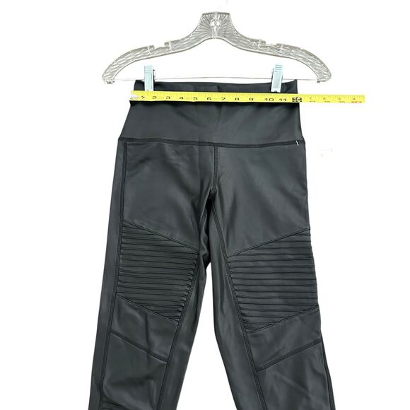 7 For All Mankind Moto Legging Womens Size XS Black Faux Leather Wide Waistband - Picture 5 of 10